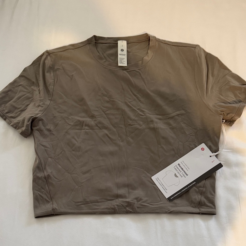 lululemon Wundermost Crewneck Tee in Taupe Green Size L
